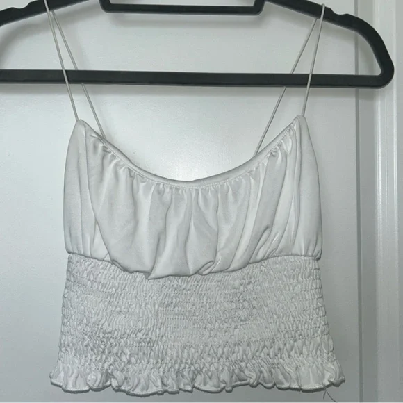 BUNDLE: Going out tops - Picture 2 of 7